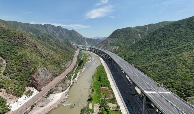 松阳公路建设迎来喜讯，未来道路更加畅通美好